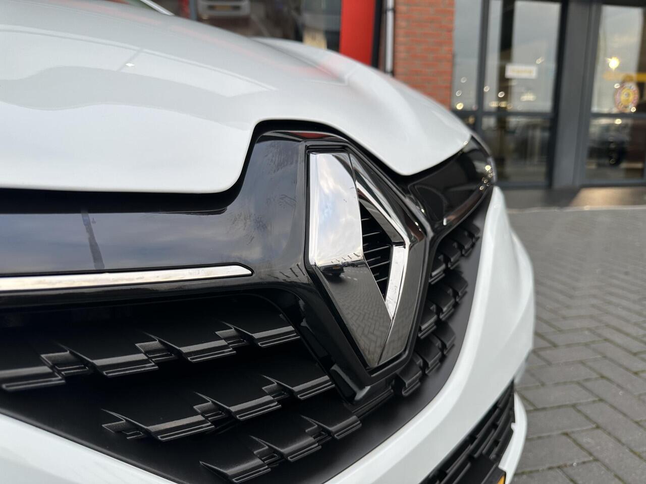 Renault CLIO 1.6 E-Tech Hybrid 145 Business Zen | TREKHAAK | CAMERA | PARKEERSENSOREN V+A | AIRCONDITIONING | CRUISE CONTROL | CARPLAY