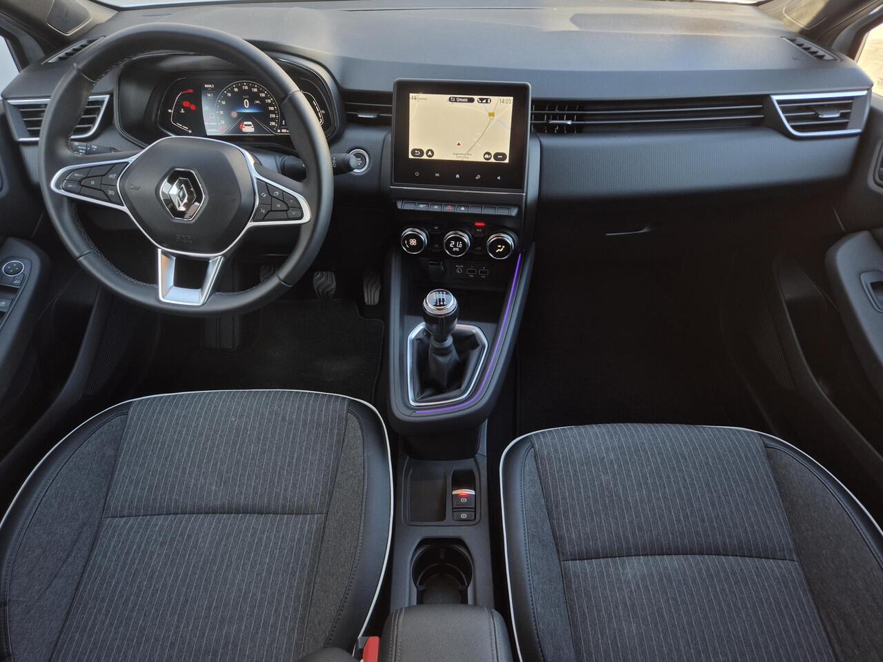 Renault CLIO 1.0 TCe 90 Techno / All season banden / draadloze telefoonlader / Achteruitrijcamera / Cruise control / Apple Carplay Android Auto / Keyless Entry/Start / Climate control / Parkeersensoren voor en achter /
