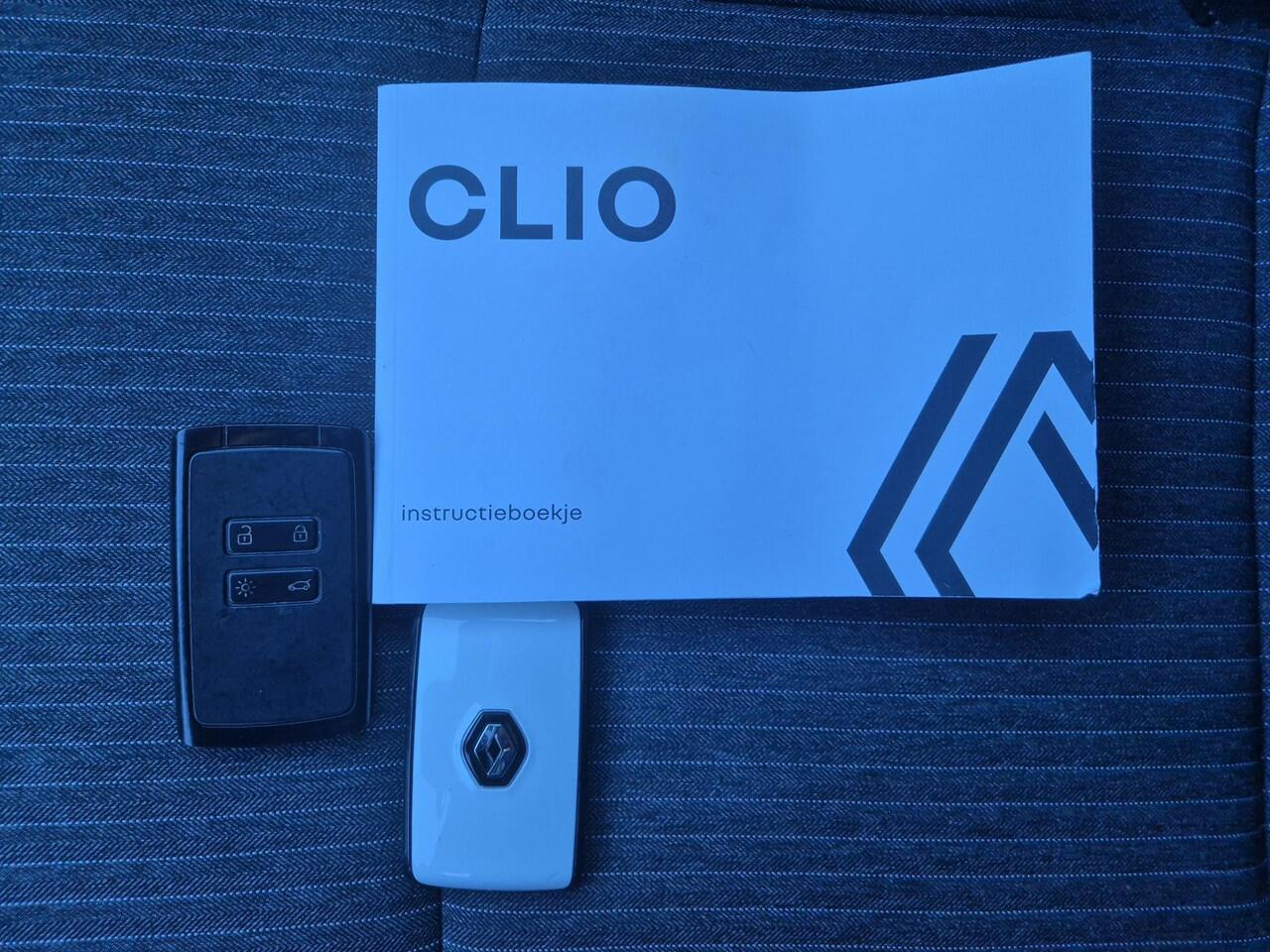 Renault CLIO 1.0 TCe 90 Techno / All season banden / draadloze telefoonlader / Achteruitrijcamera / Cruise control / Apple Carplay Android Auto / Keyless Entry/Start / Climate control / Parkeersensoren voor en achter /