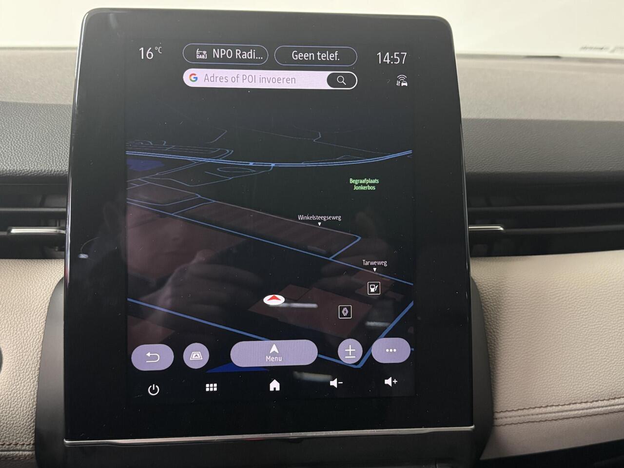 Renault CLIO 1.6 E-Tech Hybrid 140 Initiale Paris | Leder | BOSE-Audiosysteem | Stoelverwarming | Navigatie | Achteruitrijcamera |