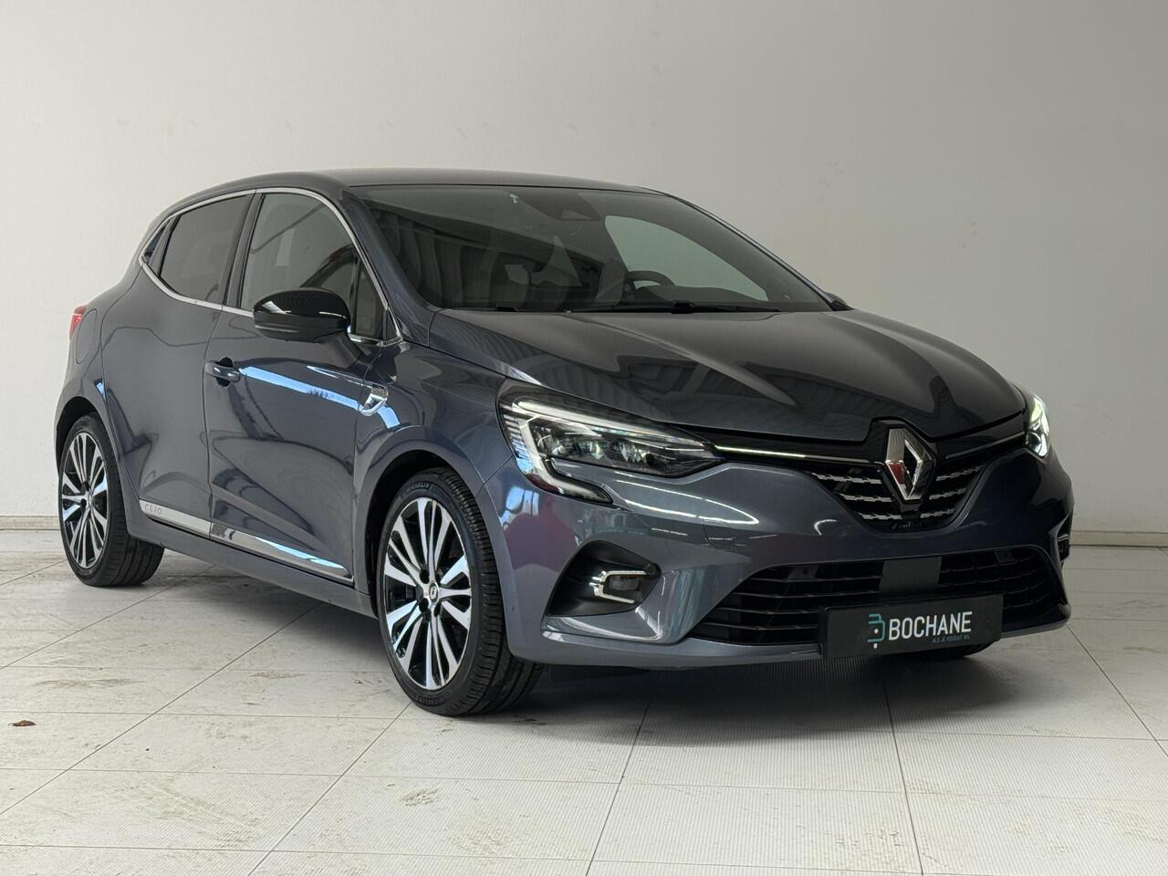 Renault CLIO 1.6 E-Tech Hybrid 140 Initiale Paris | Leder | BOSE-Audiosysteem | Stoelverwarming | Navigatie | Achteruitrijcamera |