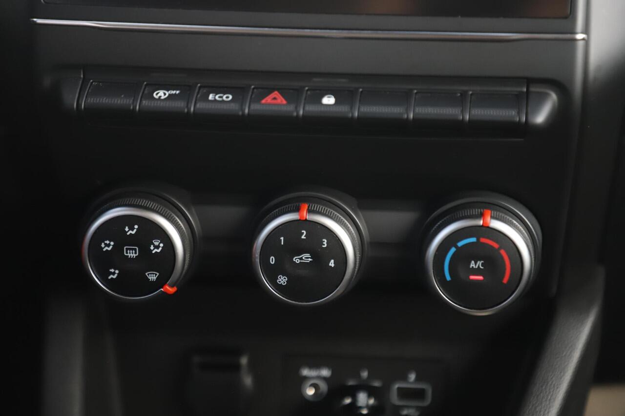 Renault CLIO 1.0 TCe 90 Equilibre Navigatie Carplay Android Climate Cruise Control Rijstrooksensor Parkeersensor All-season banden!