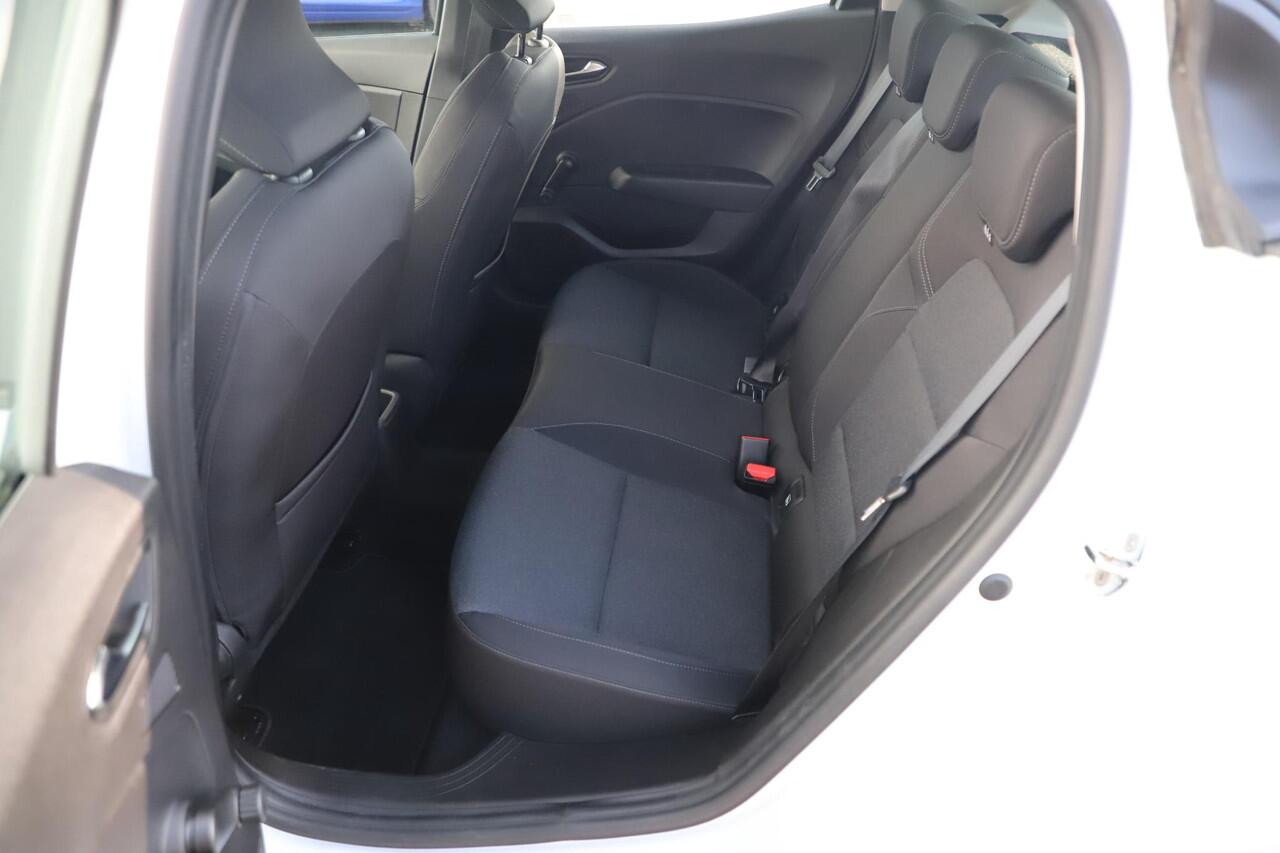 Renault CLIO 1.0 TCe 90 Equilibre Navigatie Carplay Android Climate Cruise Control Rijstrooksensor Parkeersensor All-season banden!