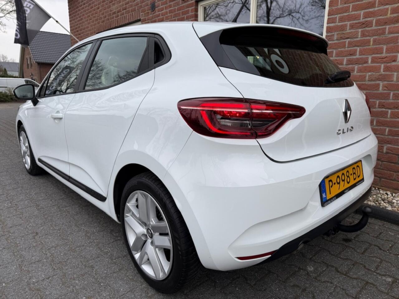 Renault CLIO 1.0 TCe Zen RIJKLAAR / NAVI / PDC / AIRCO / CRUISE / CARPLAY / A