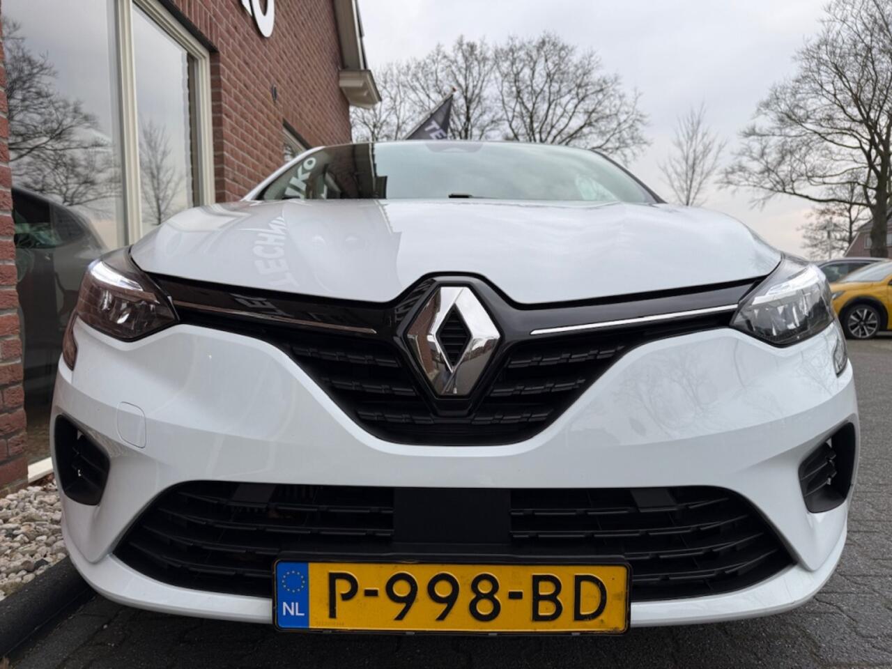 Renault CLIO 1.0 TCe Zen RIJKLAAR / NAVI / PDC / AIRCO / CRUISE / CARPLAY / A