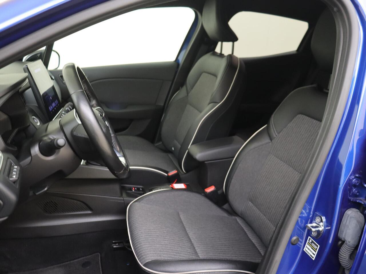Renault CLIO 1.6 E-Tech Hybrid 140 Intens | Climaat Control | Bluetooth | LM Velgen |