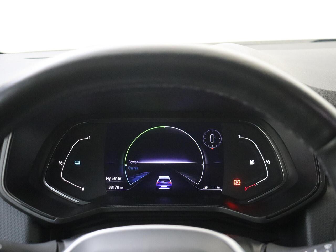 Renault CLIO 1.6 E-Tech Hybrid 140 Intens | Climaat Control | Bluetooth | LM Velgen |