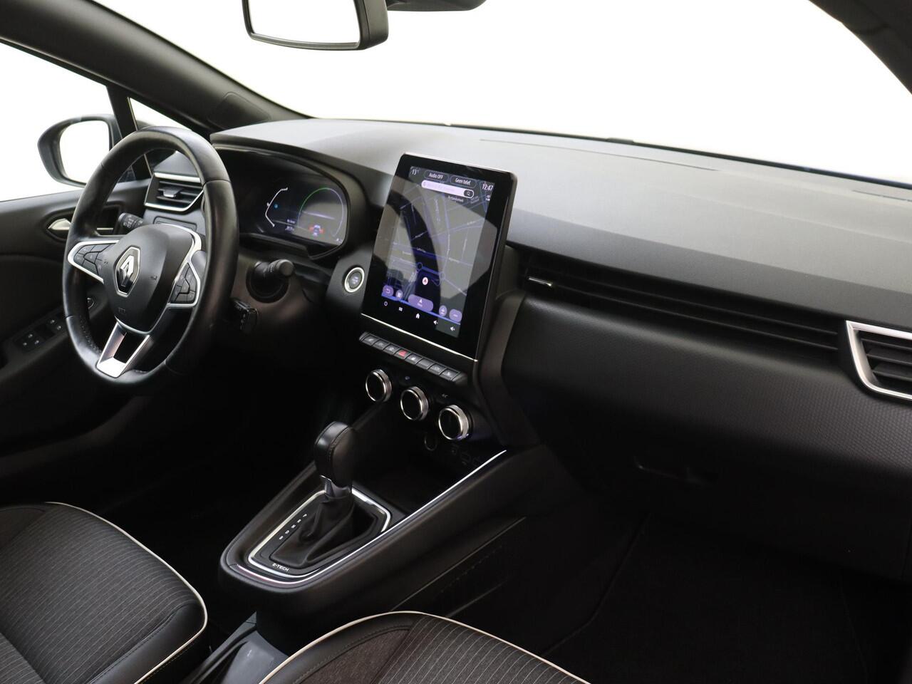 Renault CLIO 1.6 E-Tech Hybrid 140 Intens | Climaat Control | Bluetooth | LM Velgen |