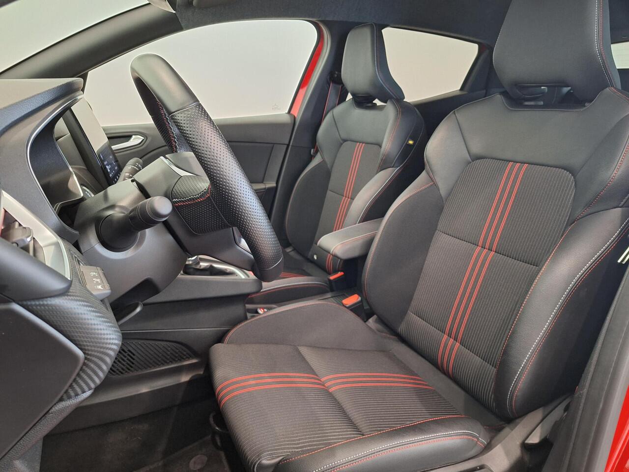 Renault CLIO 1.6 E-Tech Full Hybrid 145 R.S. Line | Navigatie 9,3" | Climate Control | Cruise Control | Stoelverwarming | Parkeersensoren voor, achter en achteruitrijcamera | Apple Carplay/Android Auto