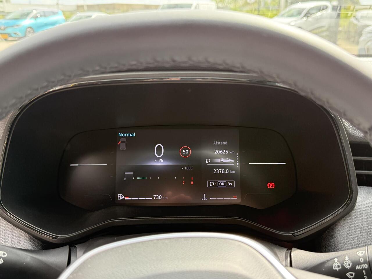 Renault CLIO 1.0 TCe 90 GPF evolution Black Line | Navigatie | All-Season banden | LED | DAB | Airco | Parkeersensoren | Cruise Control |