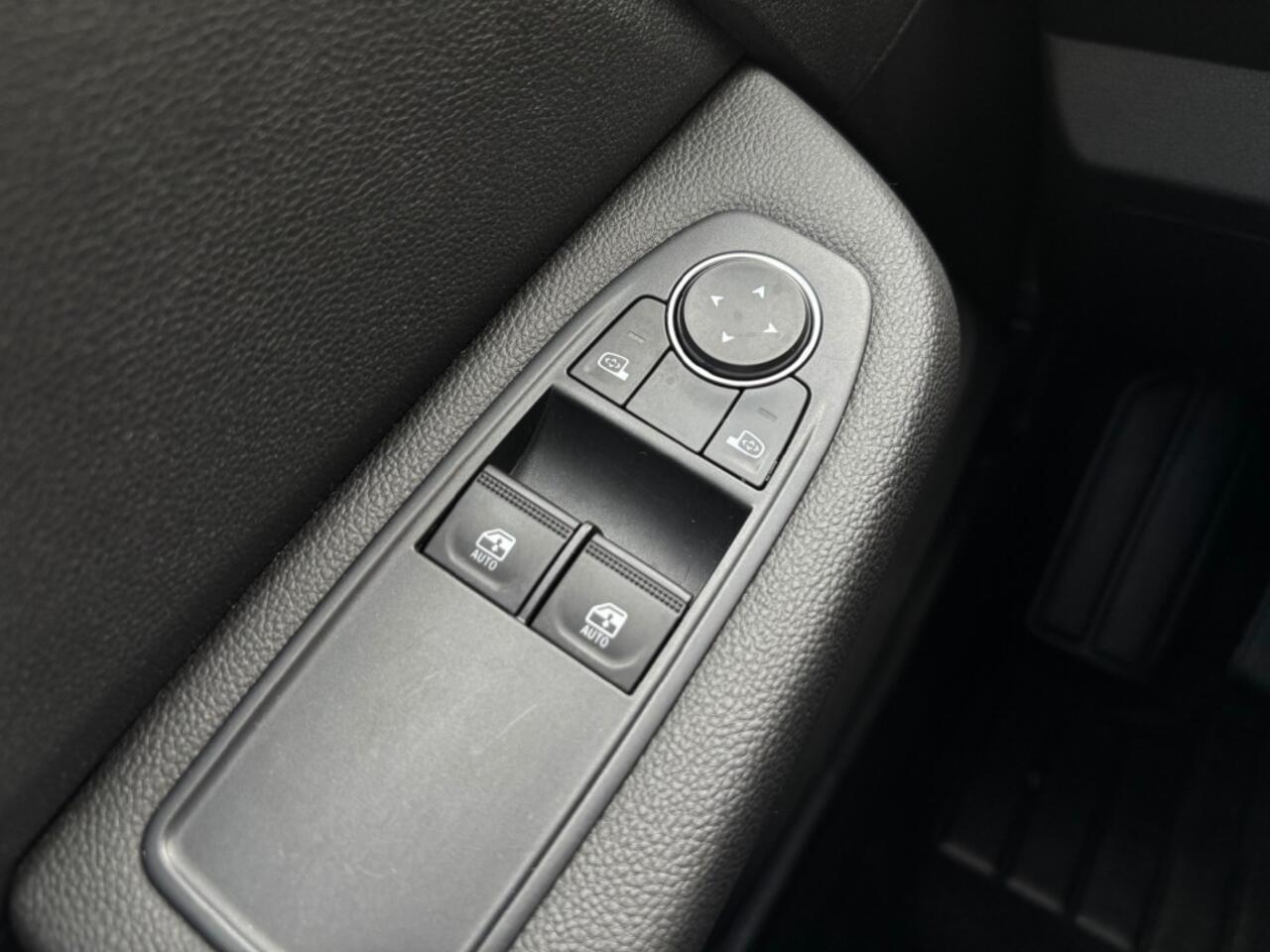 Renault CLIO 1.0 TCe 90 Equilibre Cruise Apple Carplay Airco