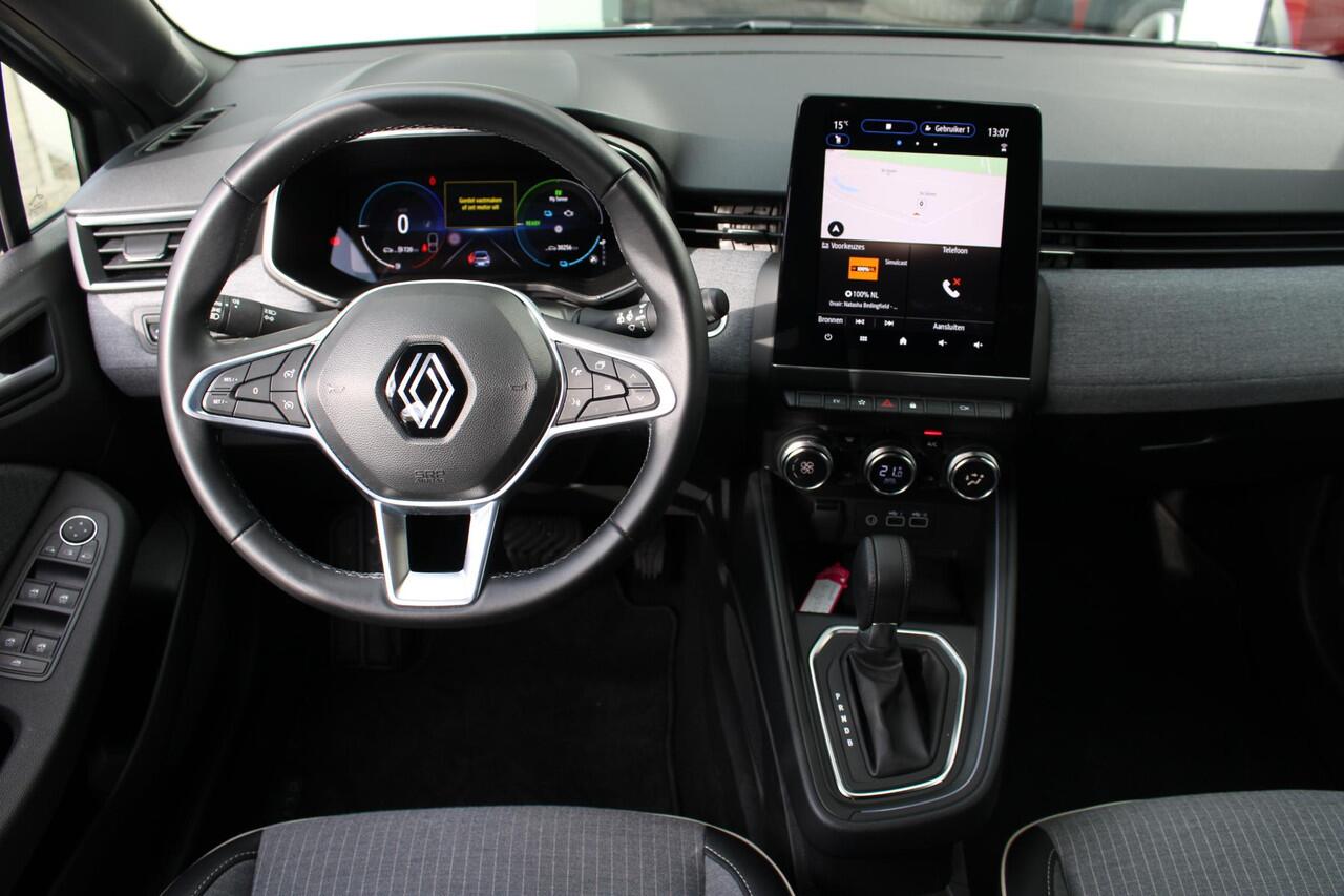 Renault CLIO 1.6 E-Tech Full Hybrid 145 techno Automaat | Navigatiesysteem | 360 Camera | Parkeersensoren | Cruise Control