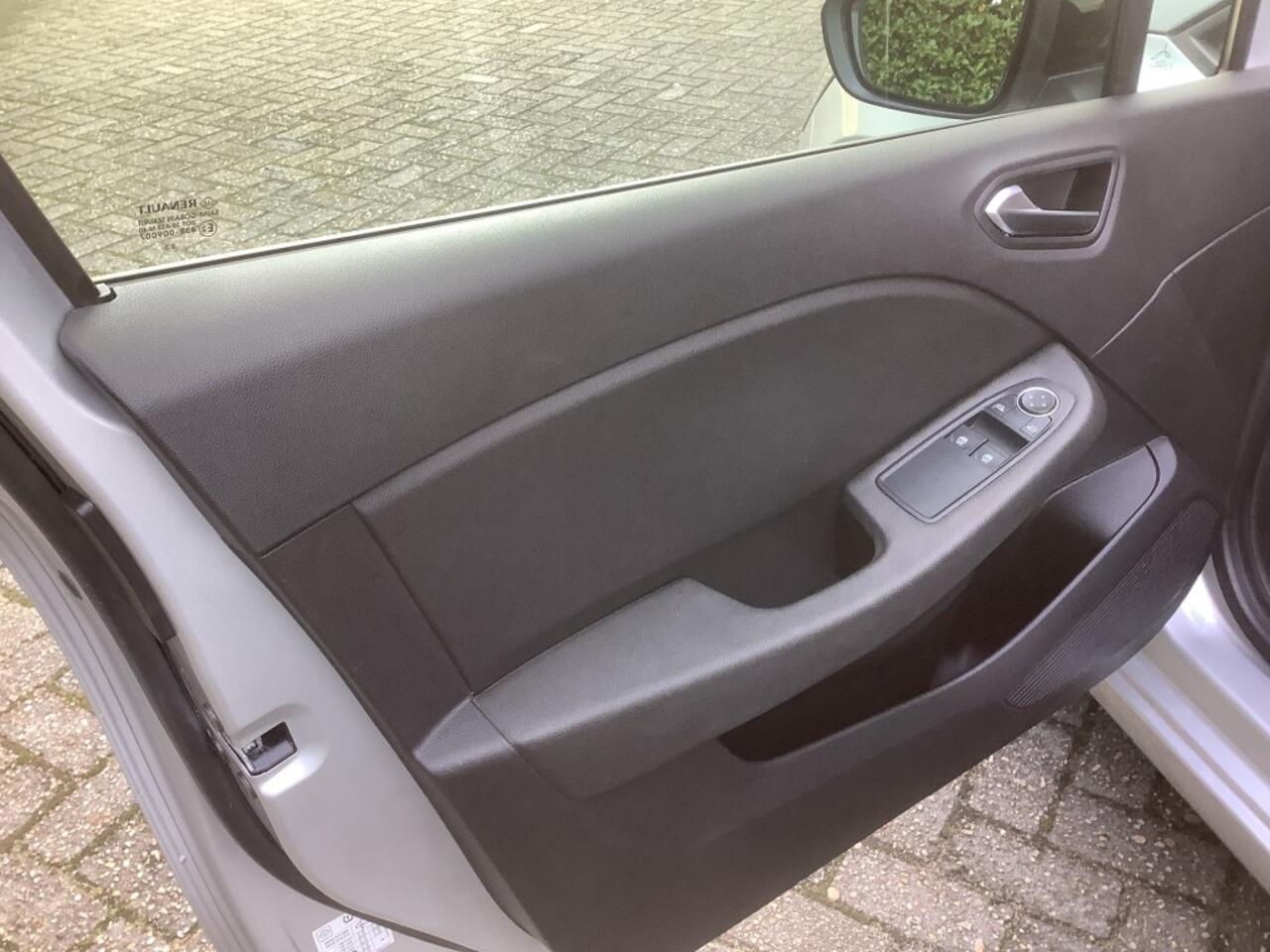 Renault CLIO 1.0 TCe 90 5Drs. Equilibre I 1e eigenaar I dealer onderhouden