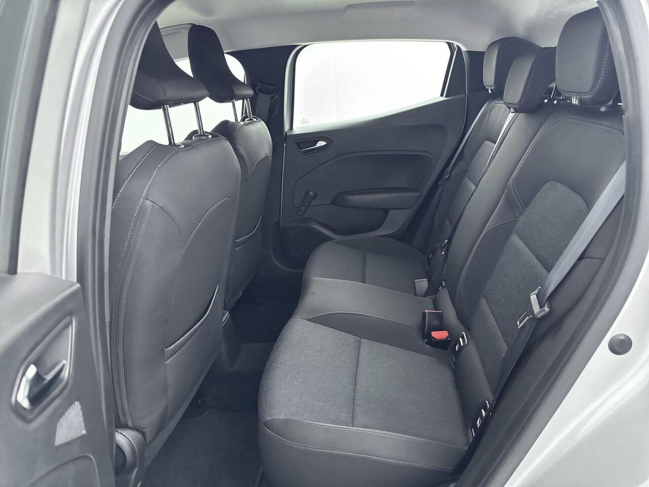 Renault CLIO 1.0 TCe 90Pk Equilibre | Navigatie | Airco | Android & Apple Carplay | LED Koplampen | DAB Radio