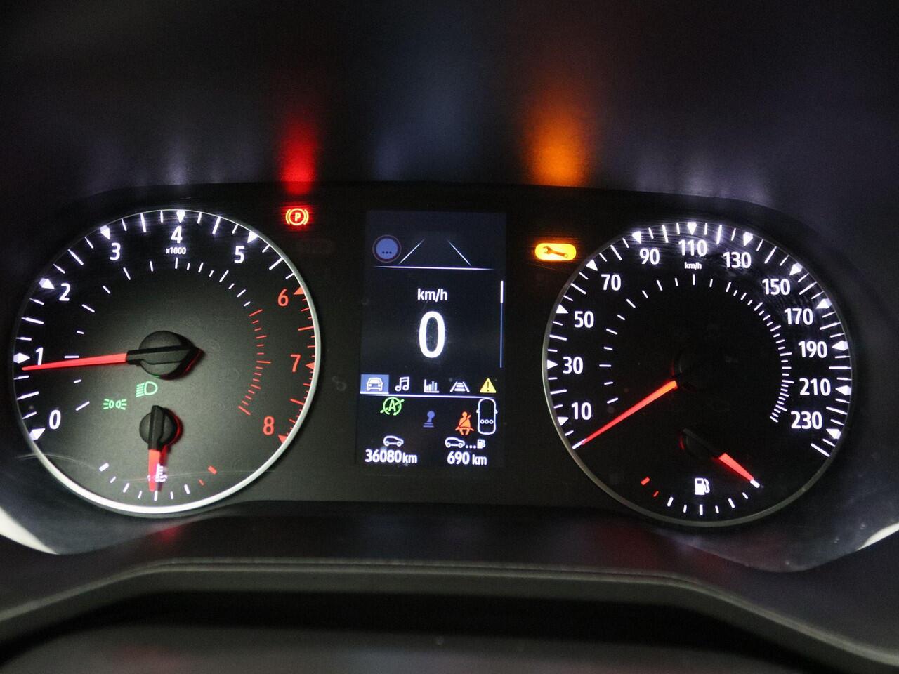 Renault CLIO TCe 90 Equilibre | Hanbediende airco | LED PURE VISION koplampen | EASY LINK multimediasysteem met Apple CarPlay & Android Auto | Metaalkleur |