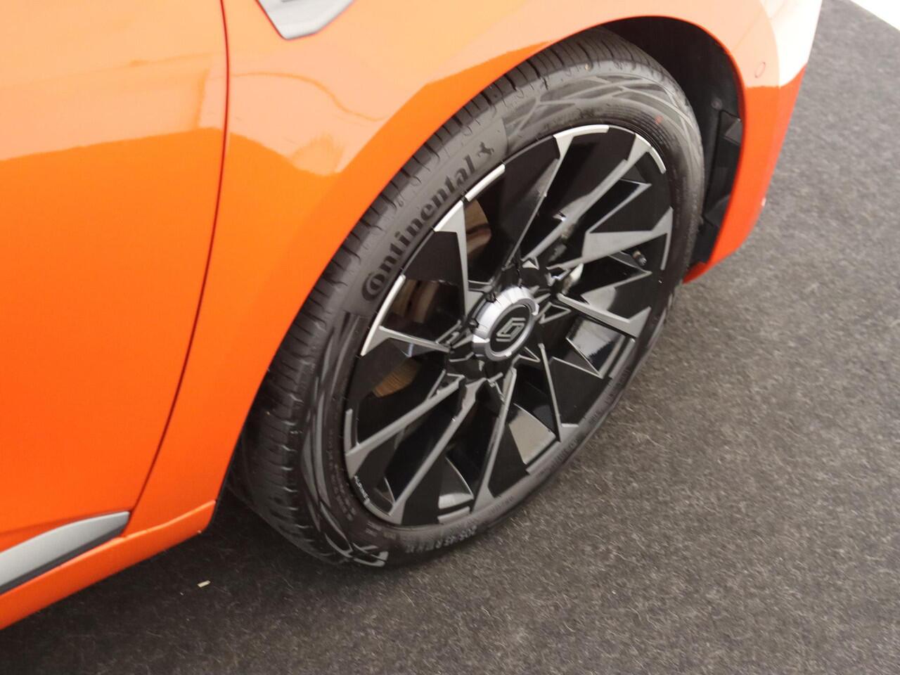 Renault CLIO 1.6 E-Tech Full Hybrid 145 esprit Alpine | BOSE Audio / 360 Camera / Pack Winter / Navi / Airco