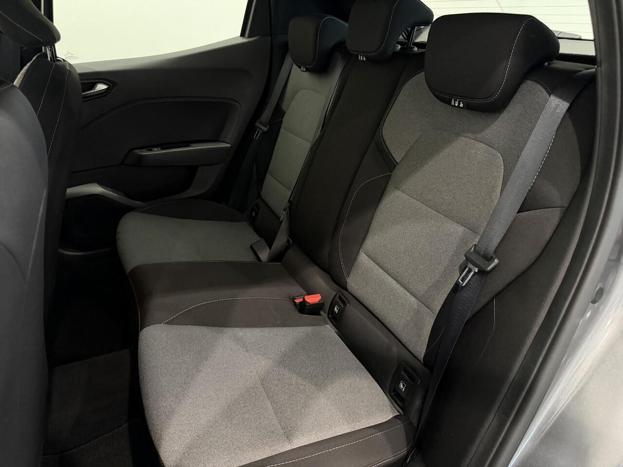 Renault CLIO 1.0 TCe 90 Evolution | Navigatie | Airco | Cruise Control | All season banden | Parkeersensoren achter