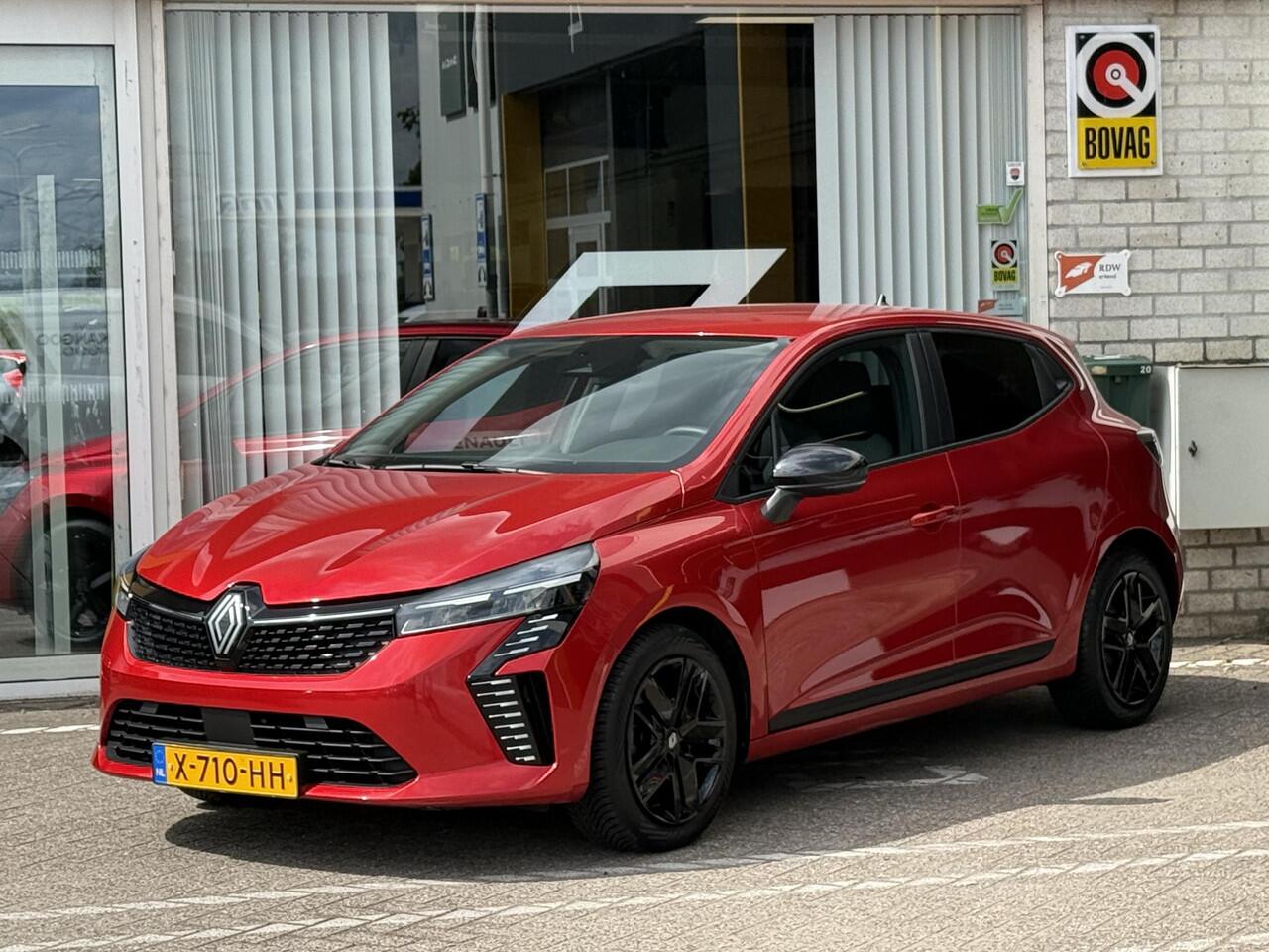 Renault CLIO 1.0 TCe 90 GPF evolution Black Line | Navigatie | All-Season banden | LED | DAB | Airco | Parkeersensoren | Cruise Control |