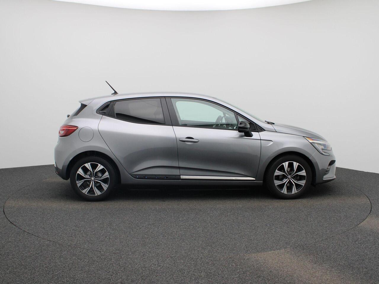 Renault CLIO 1.0 TCe 90 Evolution Lichtmetalen velgen | Navigatiesysteem | Parkeersensoren achter | Apple Carplay & Androidauto | Airco | LED verlichting | Cruise Control