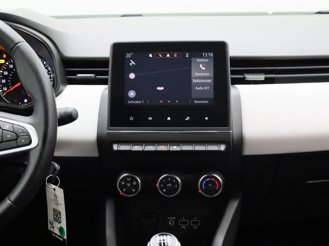 Renault CLIO 1.0 TCe 90 Evolution Lichtmetalen velgen | Navigatiesysteem | Parkeersensoren achter | Apple Carplay & Androidauto | Airco | LED verlichting | Cruise Control