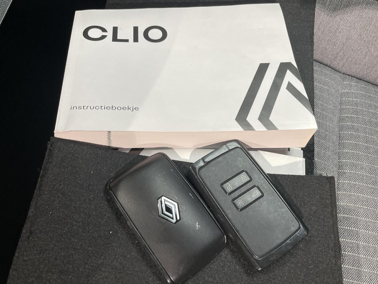 Renault CLIO 1.6 E-Tech Full Hybrid 145 techno | 360° Camera | All-Season banden | Navigatie | Climate Control |