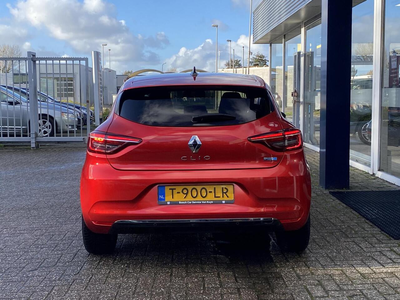 Renault CLIO 1.6 E-Tech Hybrid 145 Techno / Automaat / NL-Auto / 15.000 Km / Dealer-Onderhouden / Cruise-Control / Climate-Control / LED / Keyless / Apple-Carplay & Android-Auto / Sfeerverlichting / DAB Radio-Bluetooth / Navi / PDC V+A met Camera / 16'' LMV / All-Seas