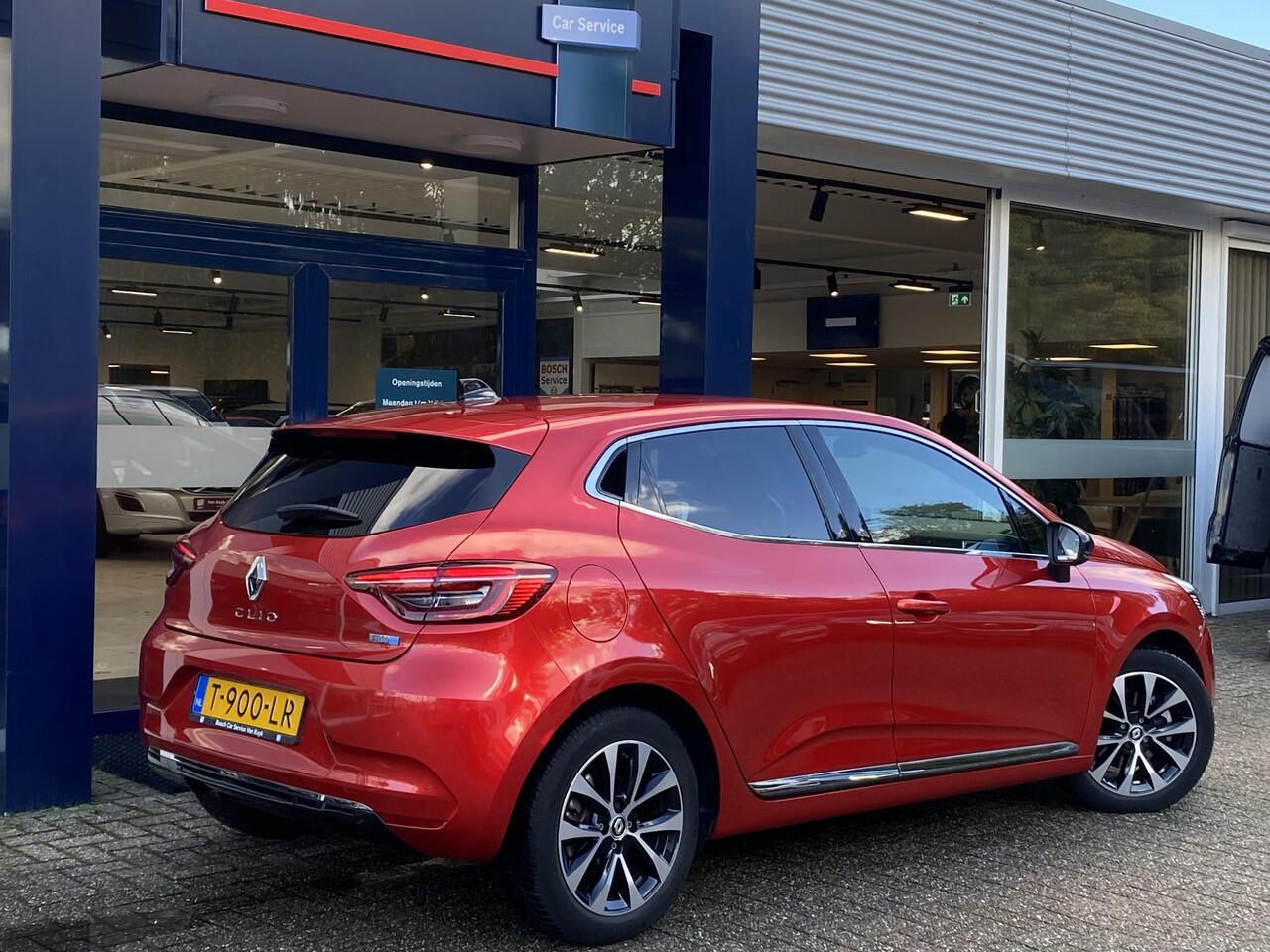Renault CLIO 1.6 E-Tech Hybrid 145 Techno / Automaat / NL-Auto / 15.000 Km / Dealer-Onderhouden / Cruise-Control / Climate-Control / LED / Keyless / Apple-Carplay & Android-Auto / Sfeerverlichting / DAB Radio-Bluetooth / Navi / PDC V+A met Camera / 16'' LMV / All-Seas