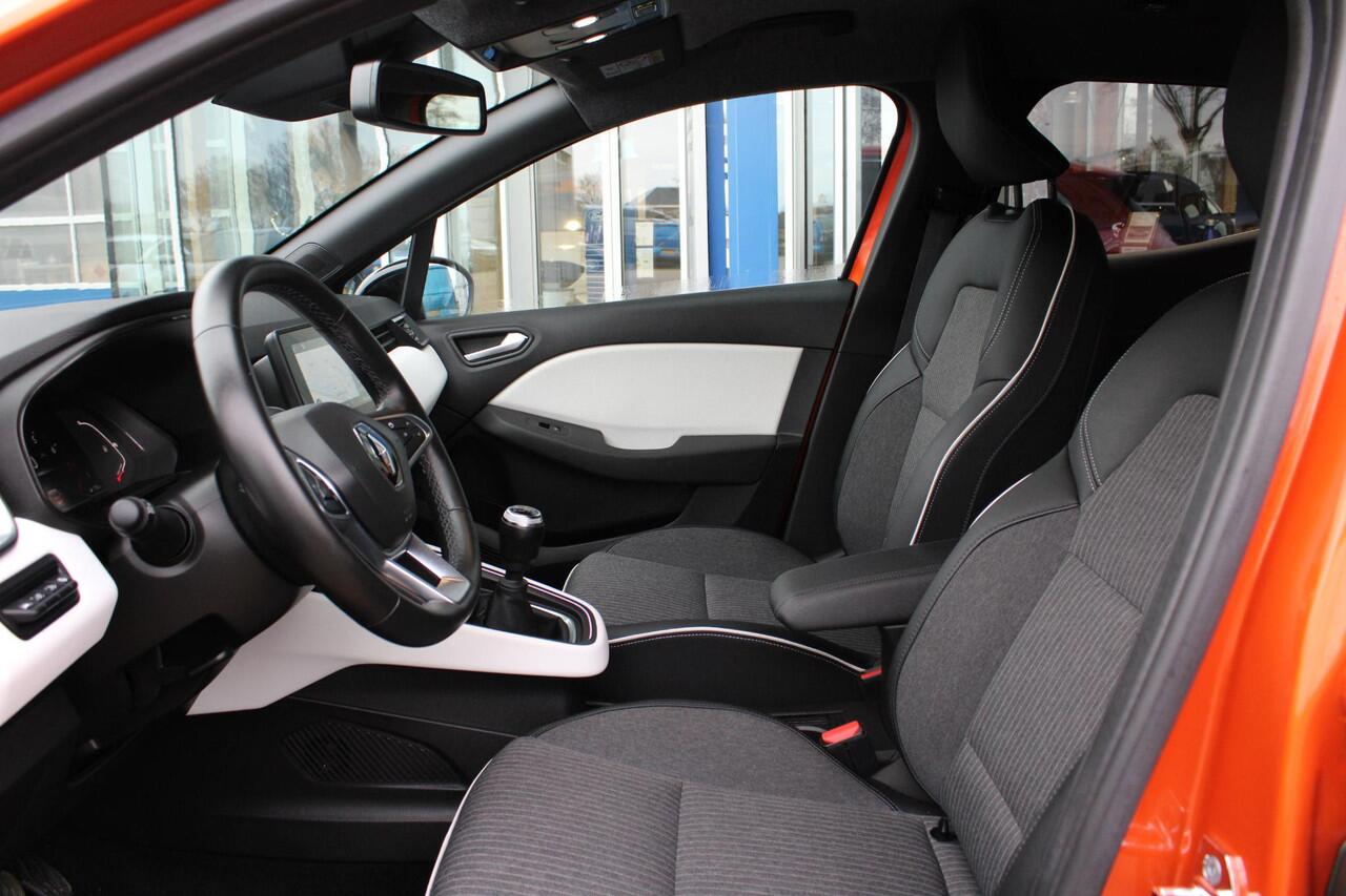 Renault CLIO 1.0 TCe 90 Techno | Stoel + Stuurverwarming | Climate Control | Cruise Control | Navigatie | Lichtmetalen Velgen | Parkeersensoren Achter |