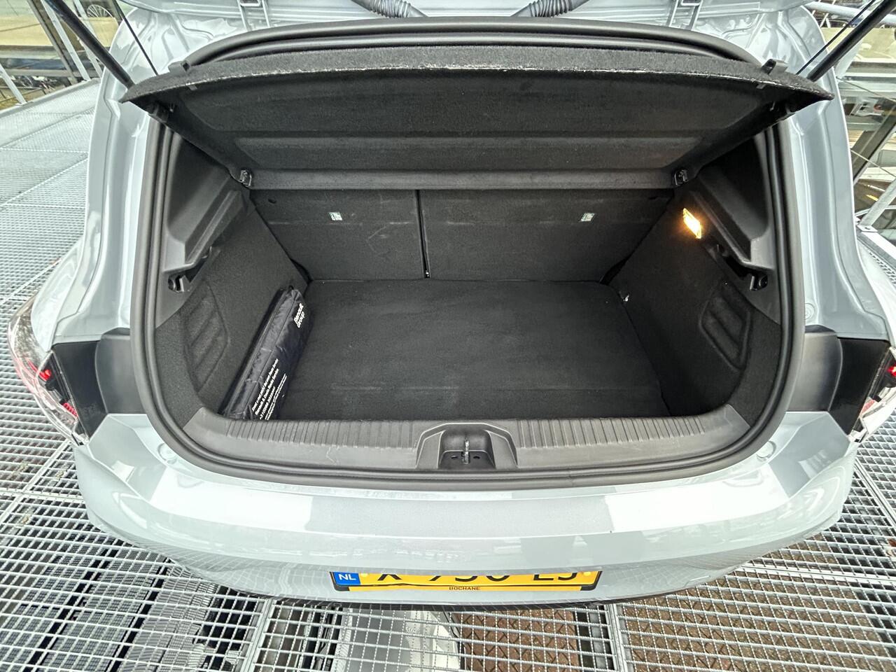 Renault CLIO 1.6 E-Tech Full Hybrid 145 techno | 360° Camera | Navigatie | Carplay/Android | All-Season