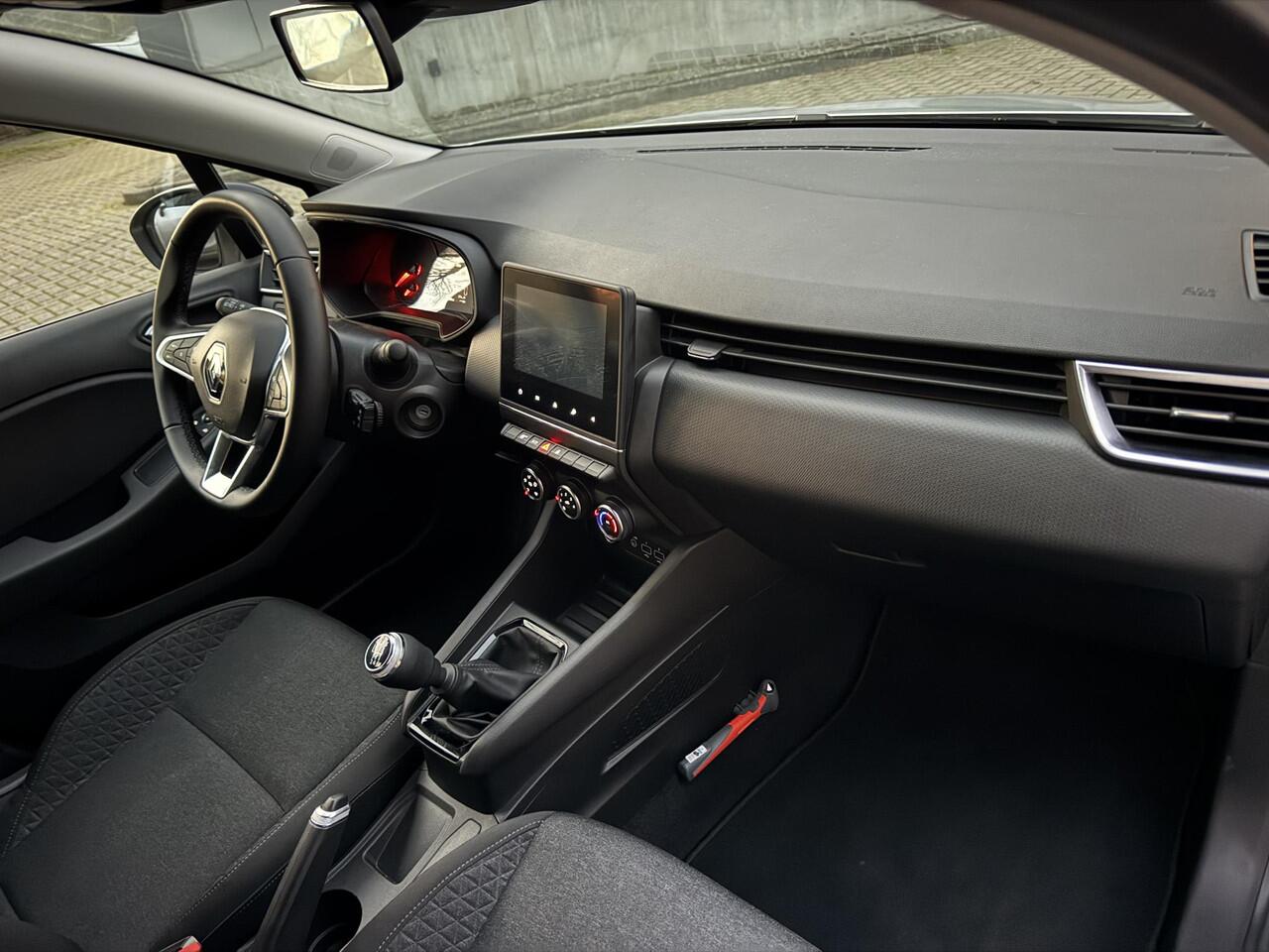 Renault CLIO 1.0 TCe 90 Equilibre 42.000km 2023 Navi Carplay Garantie + servicebeurt