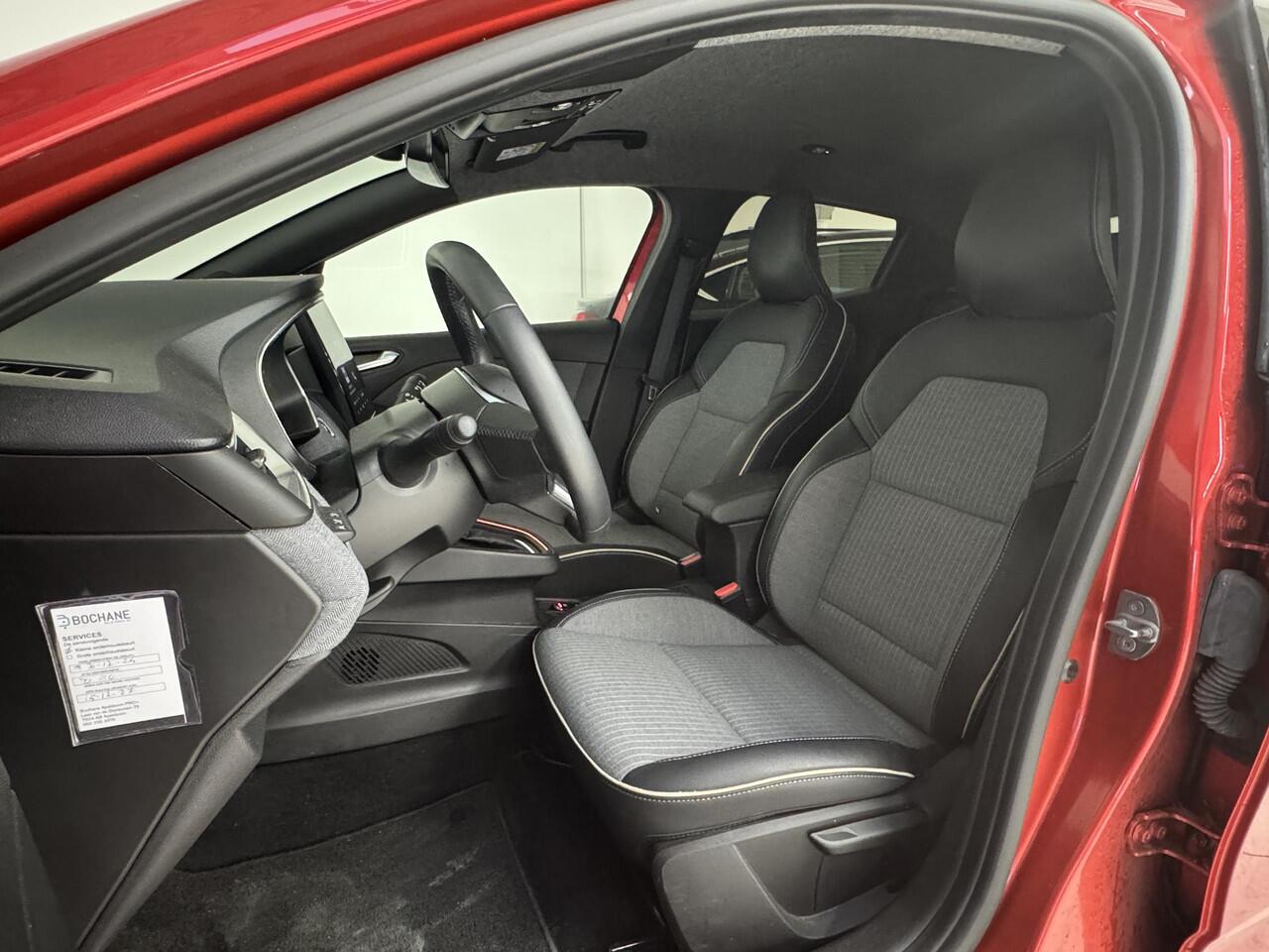 Renault CLIO 1.6 E-Tech Full Hybrid 145 Techno | All-Season banden | 360º Camera | Navigatie | Climate Control |
