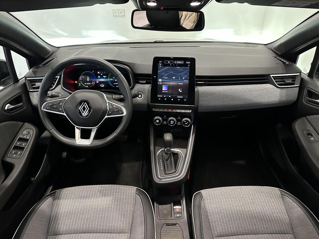 Renault CLIO 1.6 E-Tech Full Hybrid 145 Techno | Navigatie 9,3" | 360° camera | All season banden | Climate Control | Cruise Control | Apple Carplay/Android Auto