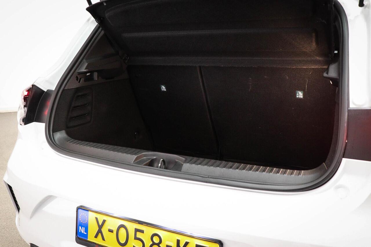 Renault CLIO 1.0 TCe 90 GPF evolution | LED | DAB | APPLE