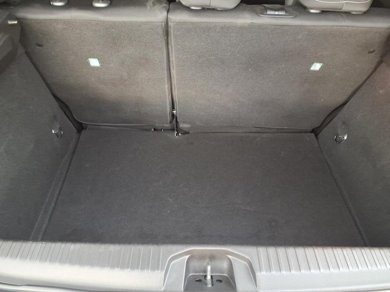 Renault CLIO 1.0 TCe 90 Evolution Navigatie | Camera | Bluetooth | Parkeersensoren | LMV | Airco | 12 Maanden BOVAG Garantie