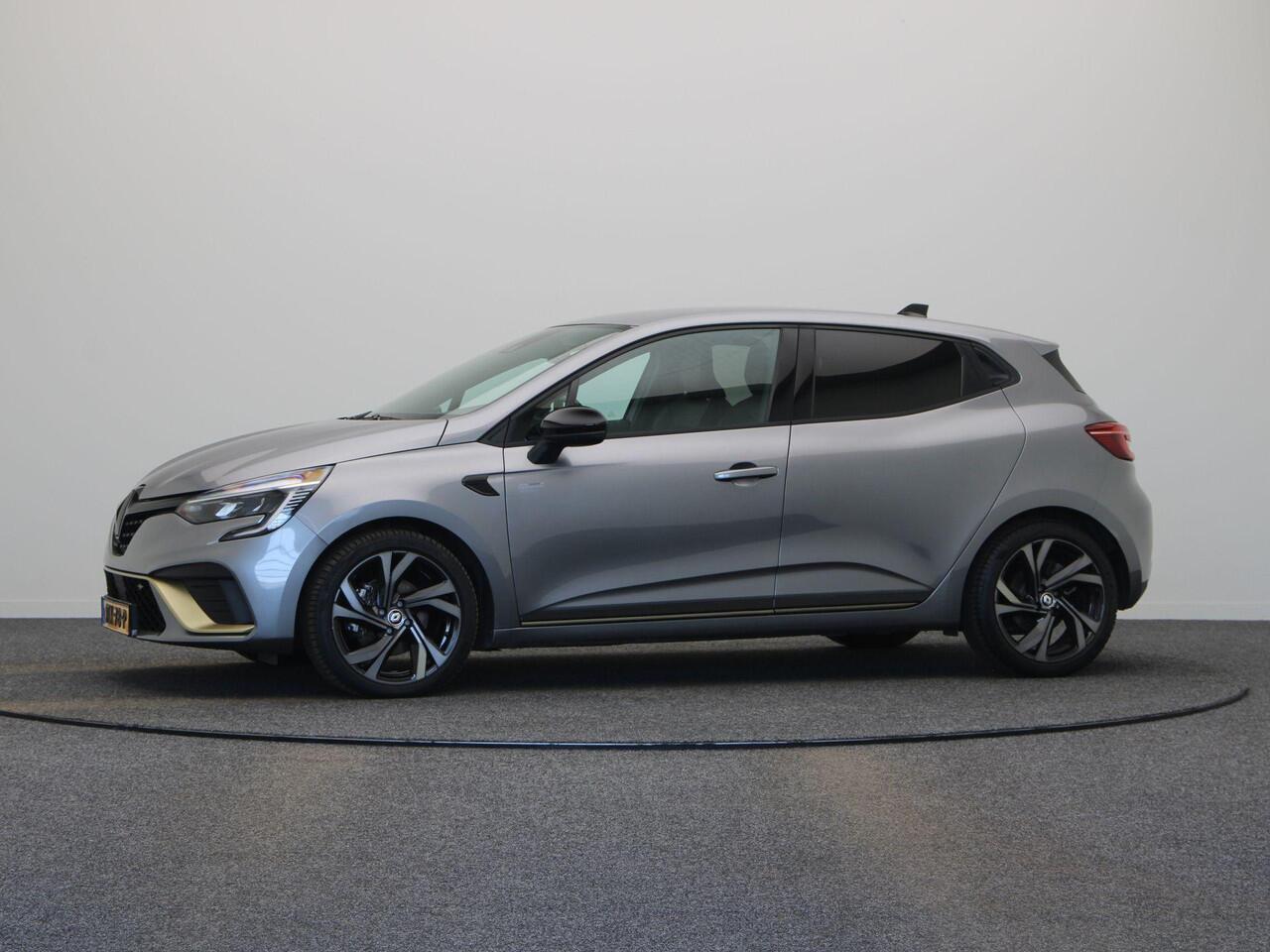 Renault CLIO E-Tech Hybrid 145pk E-Tech Engineered | Unieke uitvoering! | Achteruitrijcamera | 17" lichtmetalen velgen |