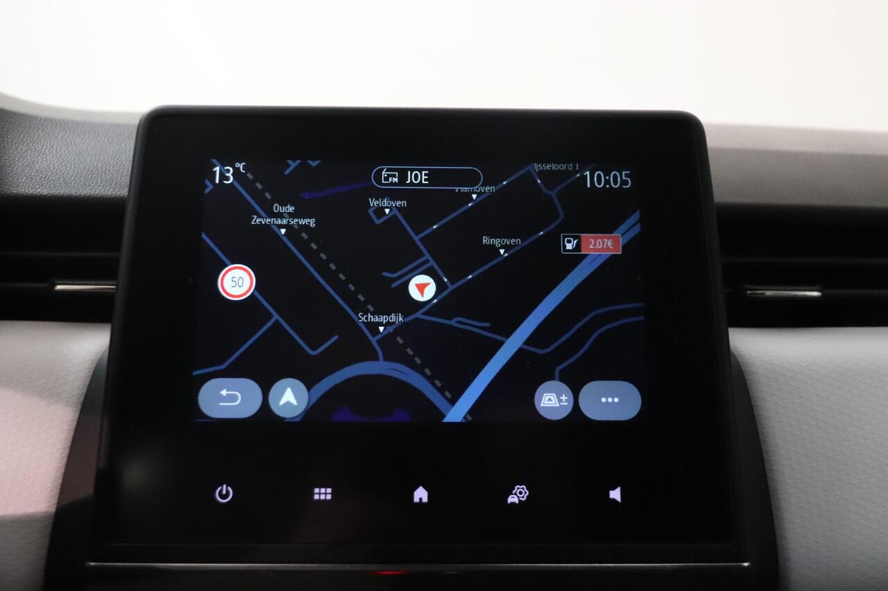 Renault CLIO 1.0 TCe 90 Evolution | Parkeersensor | Lichtmetaal | All season | Navigatie | AppleCarplay AndroidAuto |