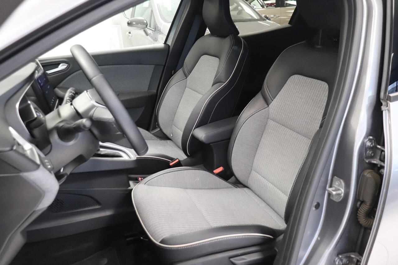 Renault CLIO 1.6 E-Tech Full Hybrid 145 techno | 360° camera | 9,3"navigatie | AppleCarplay AndroidAuto | LED verlichting |