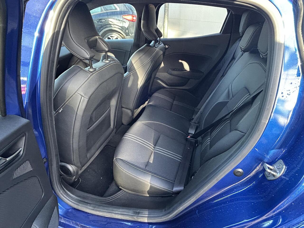 Renault CLIO 1.6 E-Tech Hybrid 145 E-Tech Engineered | Stoelverwarming | Cruise Control | Groot Navi