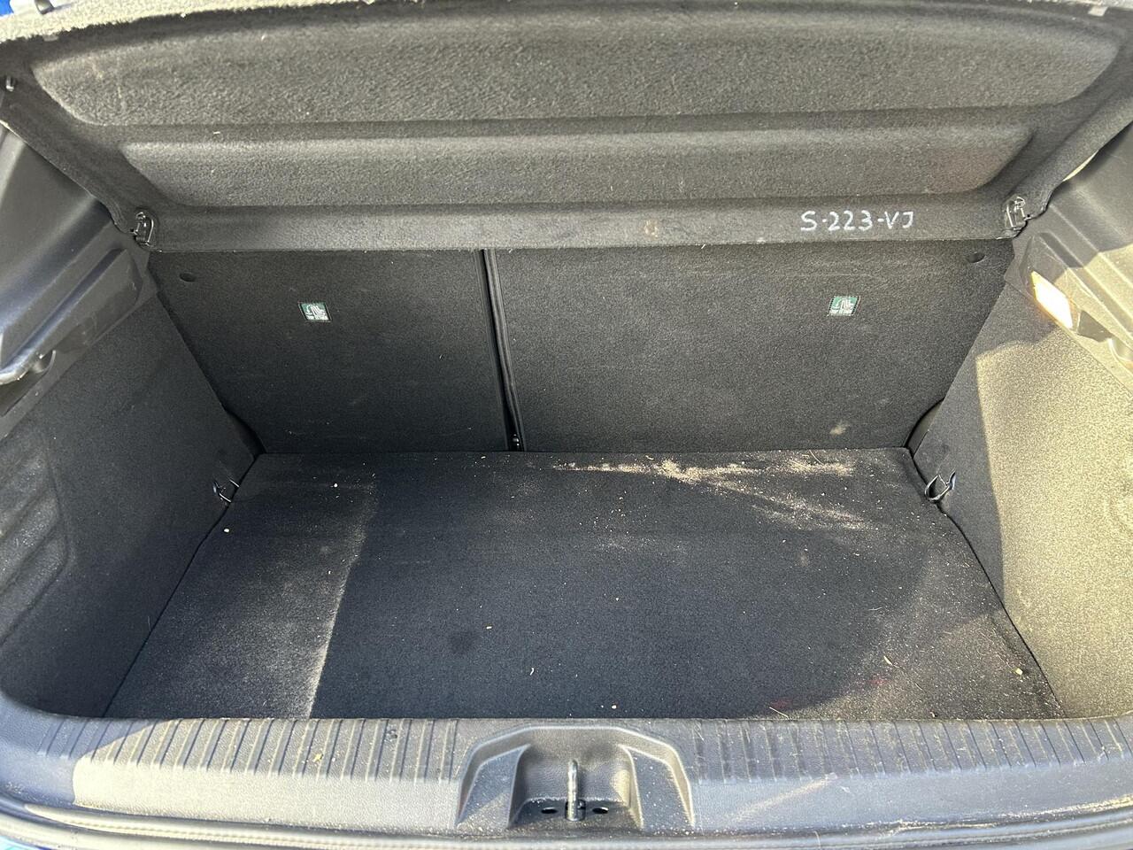 Renault CLIO 1.6 E-Tech Hybrid 145 E-Tech Engineered | Stoelverwarming | Cruise Control | Groot Navi