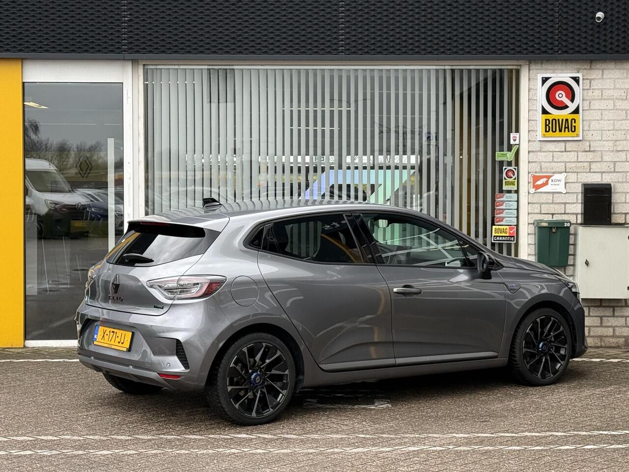 Renault CLIO 1.6 E-Tech Full Hybrid 145 esprit Alpine | NAP | Cruis Control adaptief | 360 graden camera | Navigatie | Climate Control | DAB |