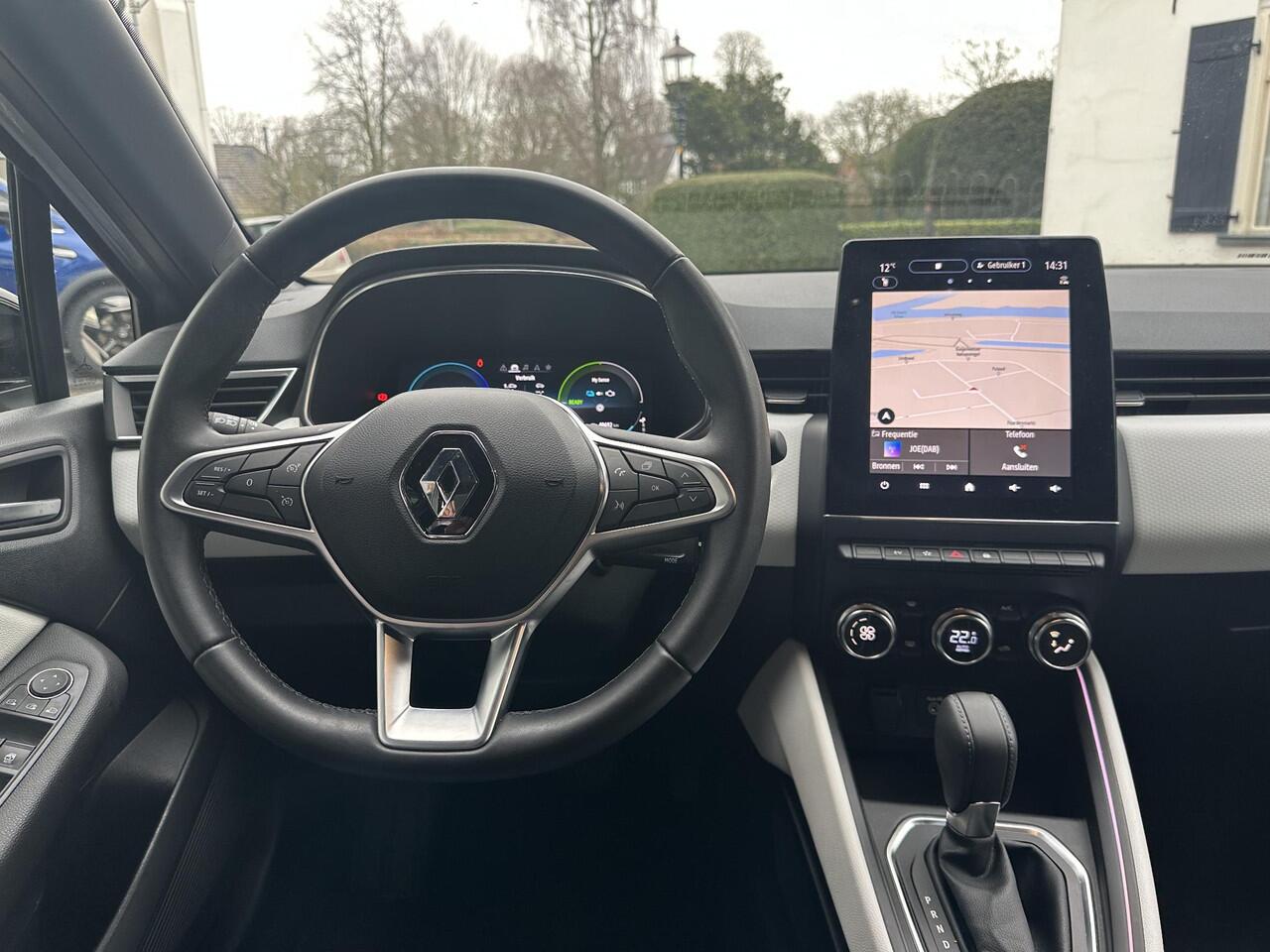Renault CLIO 1.6 E-Tech Full Hybrid 145 techno | Navigatie | LM-velgen |