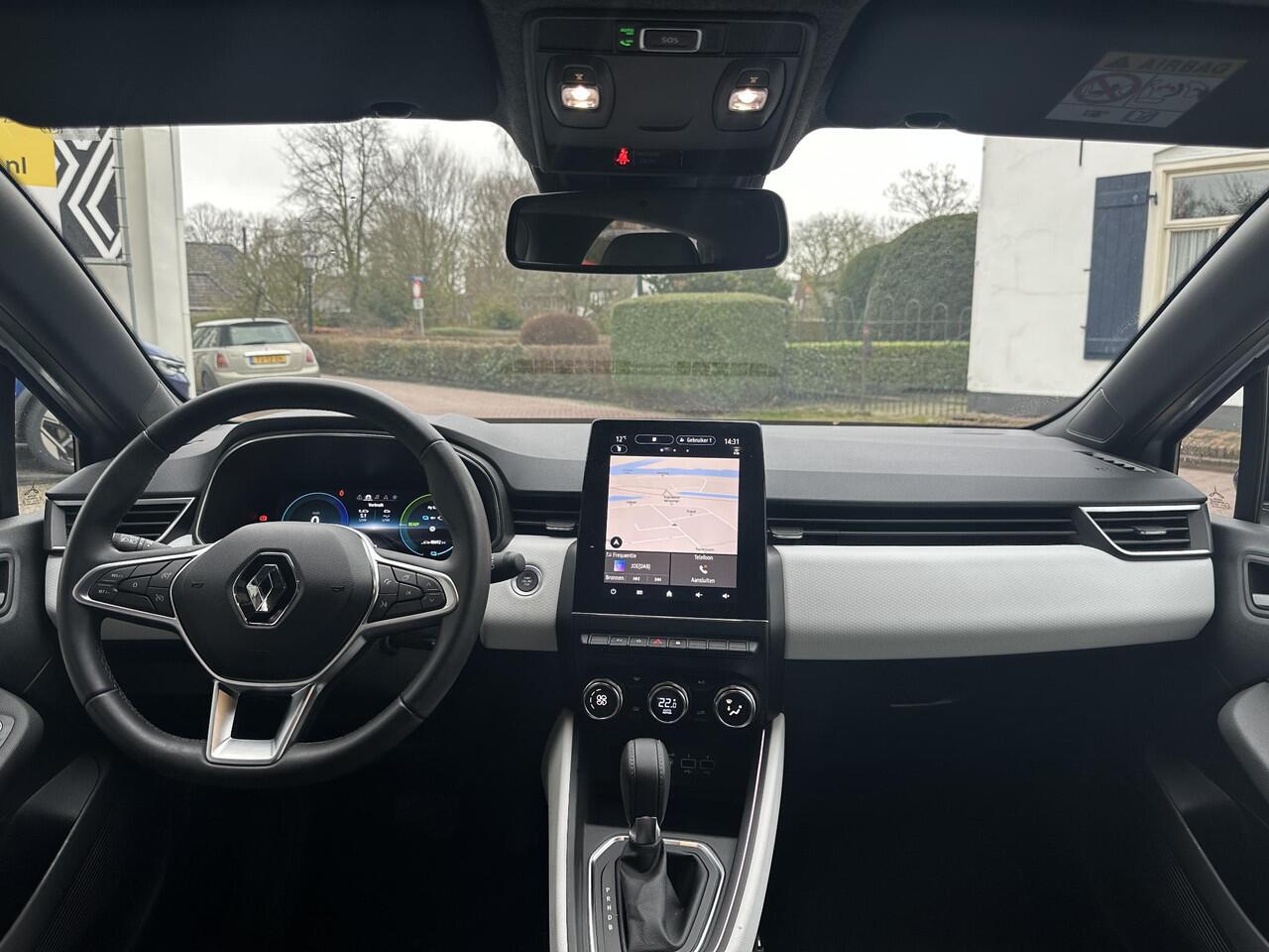 Renault CLIO 1.6 E-Tech Full Hybrid 145 techno | Navigatie | LM-velgen |