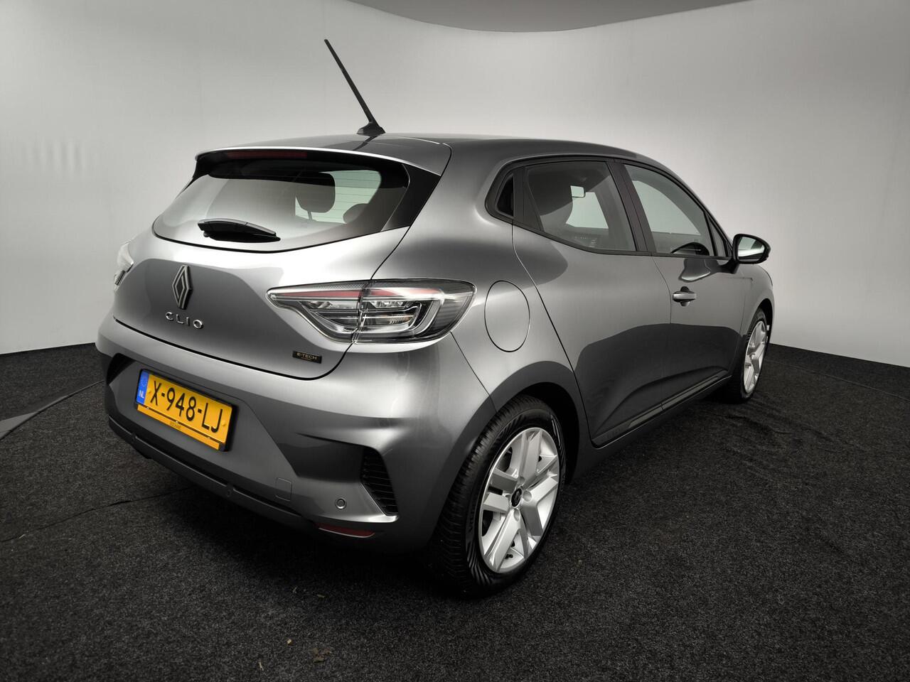 Renault CLIO 1.6 E-Tech Full Hybrid 145 evolution | Navigatie | Cruise Control |