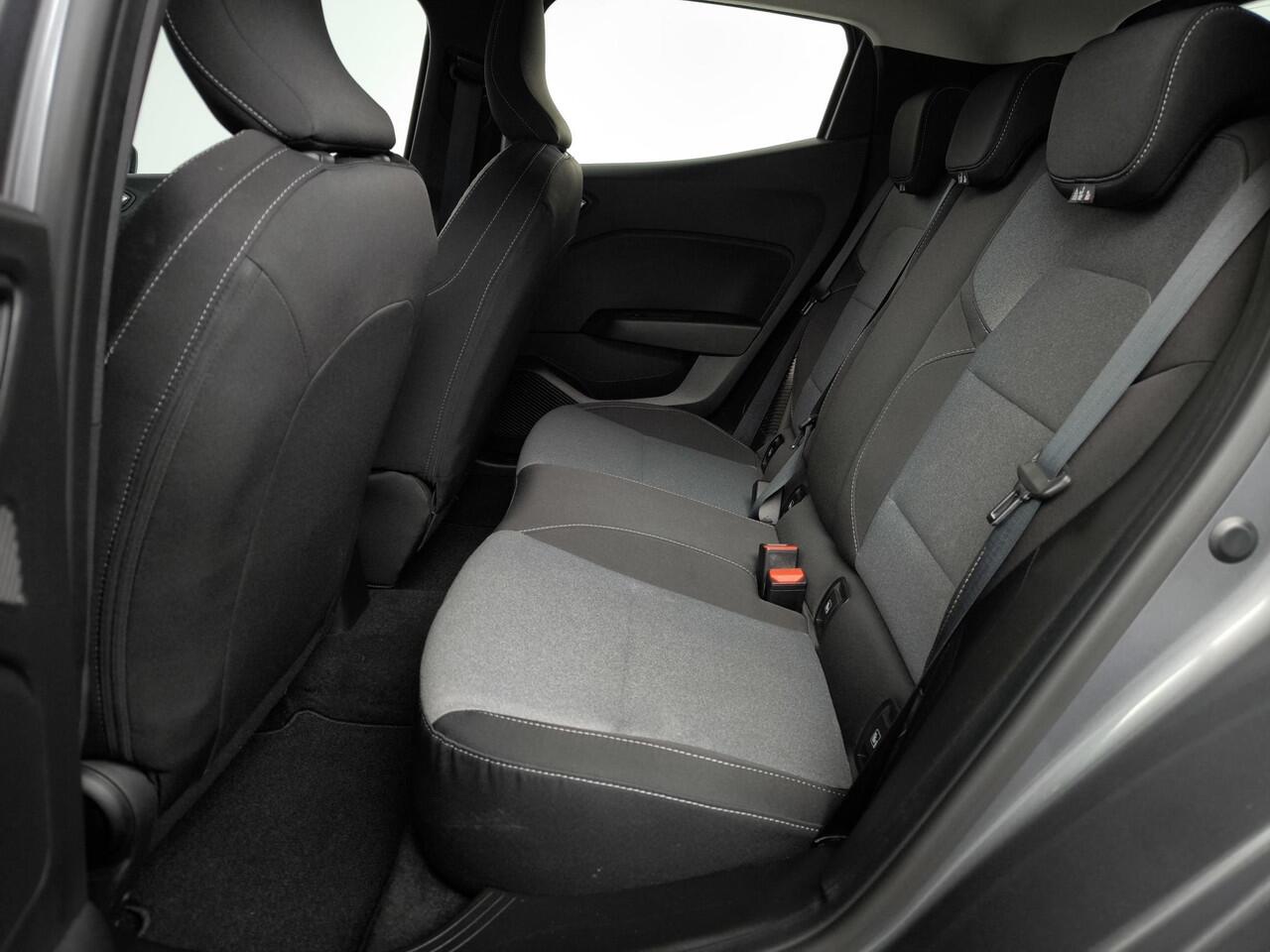 Renault CLIO 1.6 E-Tech Full Hybrid 145 evolution | Navigatie | Cruise Control |