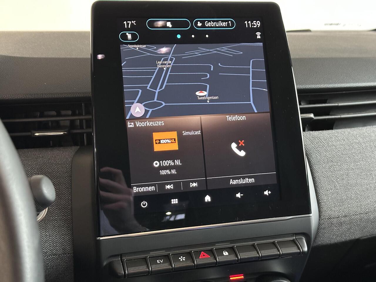 Renault CLIO 1.6 E-Tech Full Hybrid 145 techno GROOT SCHEM | NAVIGATIE | ACHTERUITRIJCAMERA | PARKEERSENSOREN ACHTER | CLIMATE CONTROL
