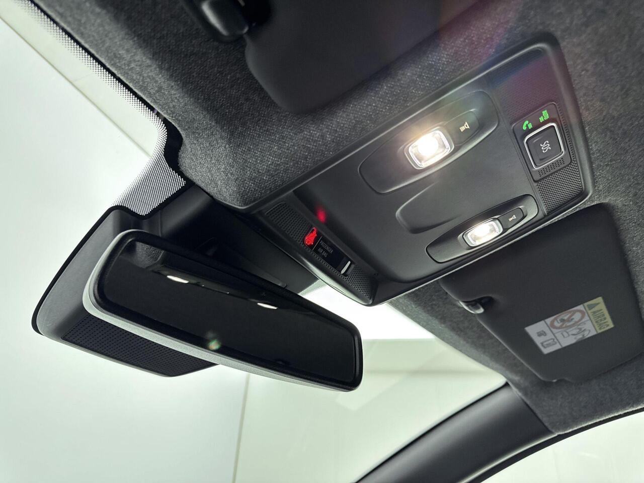 Renault CLIO 1.0 TCe Techno 90PK | Navigatie | Achteruitrijcamera | Dodehoekdetectie | Half-Lederen Bekleding | Apple CarPlay & Android Auto