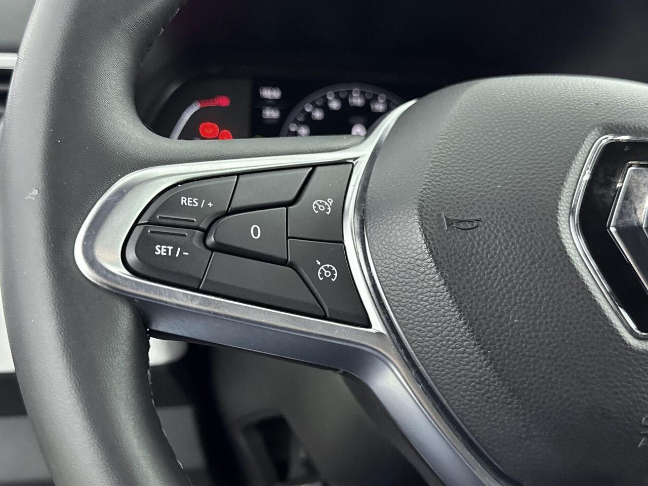 Renault CLIO 1.0 TCe Techno 90PK | Navigatie | Achteruitrijcamera | Dodehoekdetectie | Half-Lederen Bekleding | Apple CarPlay & Android Auto