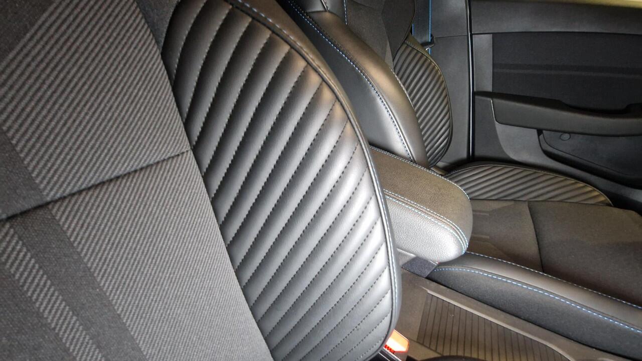 Renault CLIO 1.6 E-Tech Full Hybrid 145 Esprit Alpine | Adaptieve Cruise Control | 17 inch