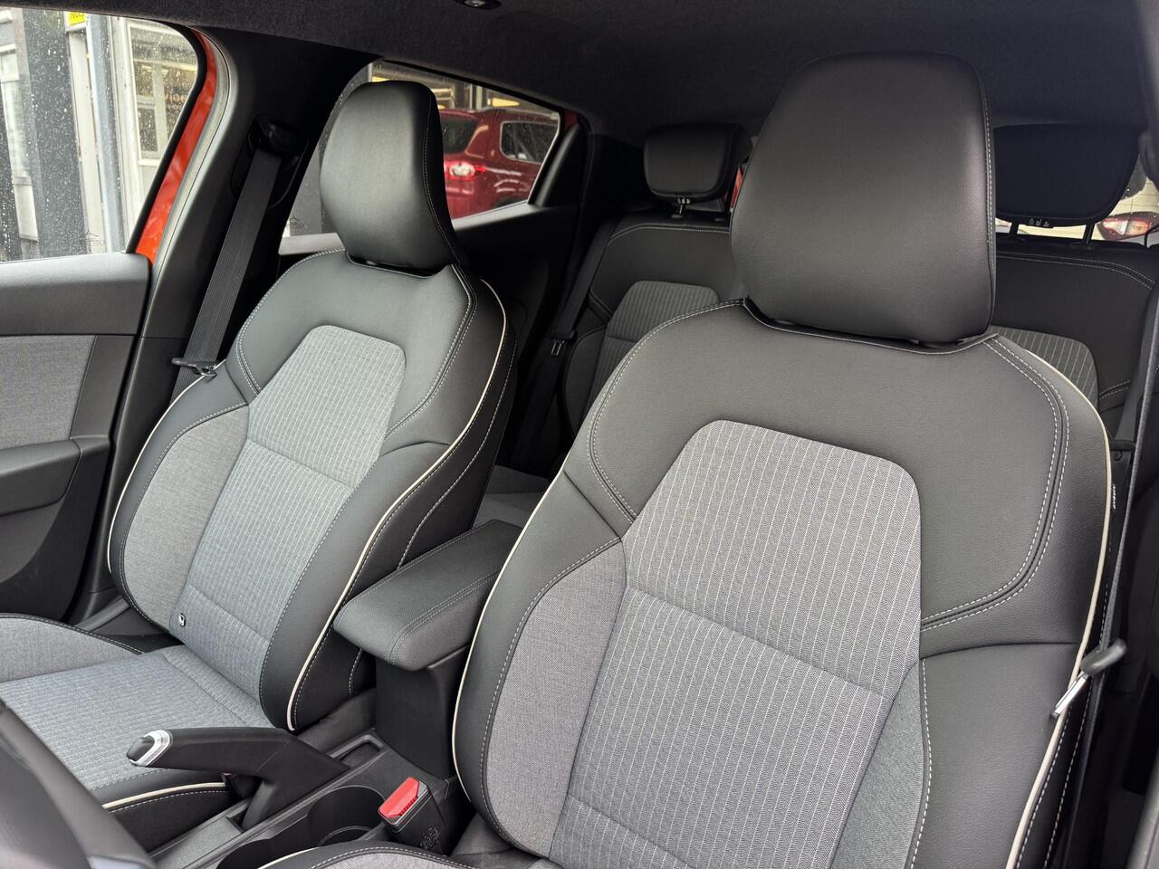 Renault CLIO 1.0 TCe 90 Techno+Pack Winter!!