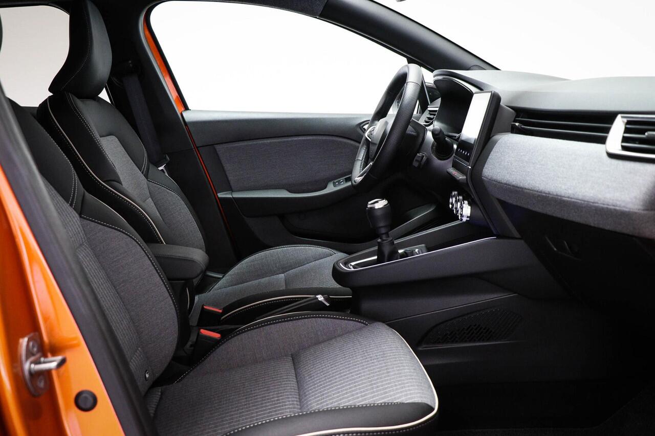 Renault CLIO 1.0 TCe 90 GPF techno | WINTER / NAVIGATIE- PACK | DAB | APPLE | CAMERA